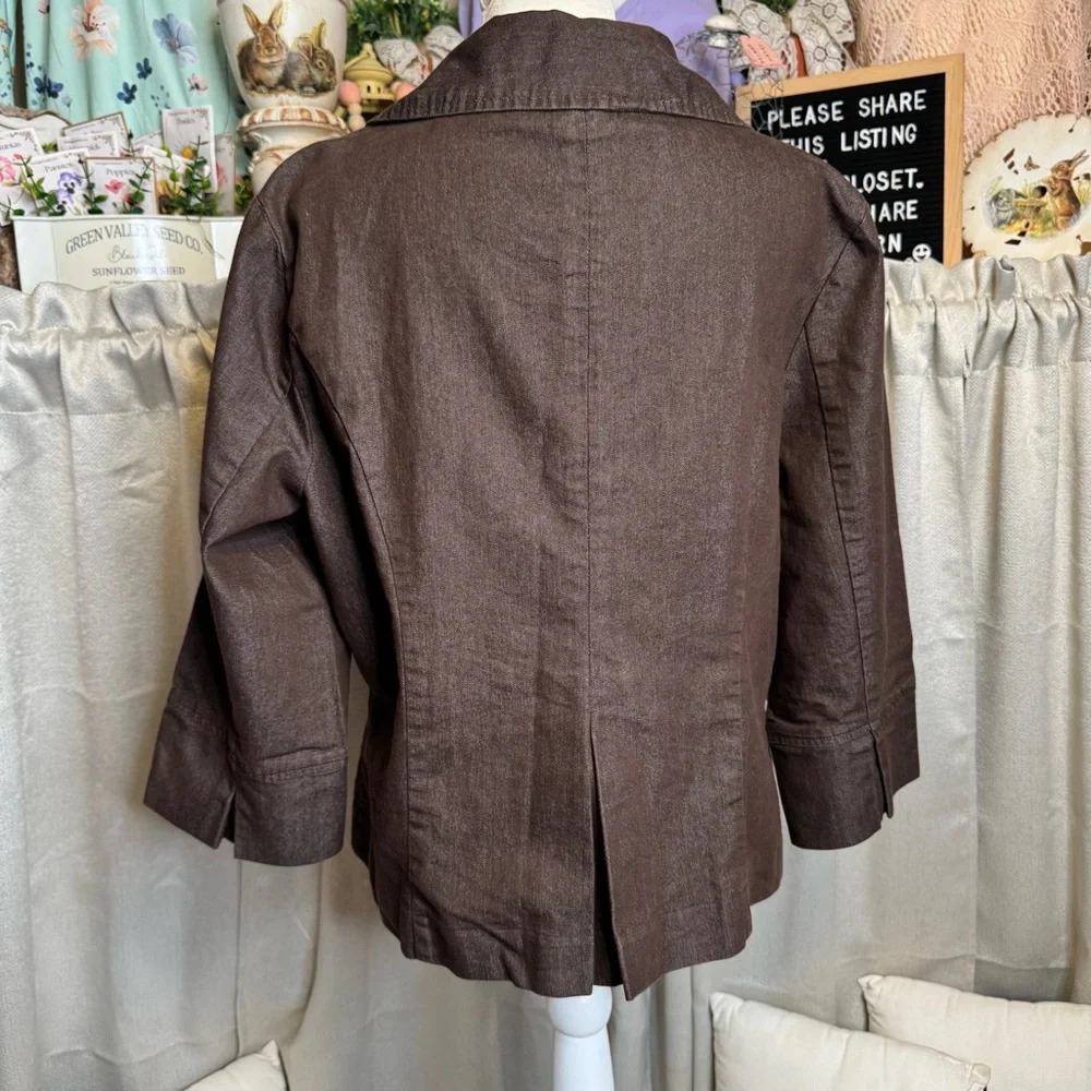 Cato Brown Blazer with Cropped Length and Notched Lapel - Picture 8 of 13